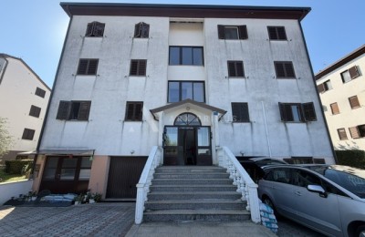 Stan na 1. katu u Umagu na dobroj lokaciji
