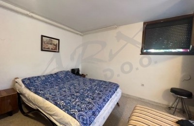 Samostojeća kuća na velikoj parceli okružena zelenilom, Finida, Umag 28