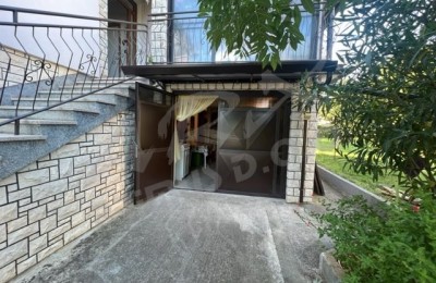 Samostojeća kuća na velikoj parceli okružena zelenilom, Finida, Umag 40