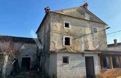 Haus zur Renovierung in der Nähe von Umag