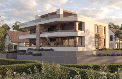 Luksuzan prizemni stan s okućnicom – Punta, Umag