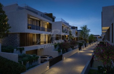 Modern Villa in luxury resort 5
