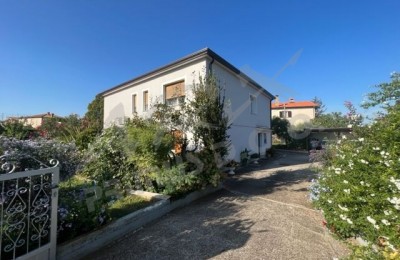Samostojeća kuća na velikoj parceli okružena zelenilom, Finida, Umag 7
