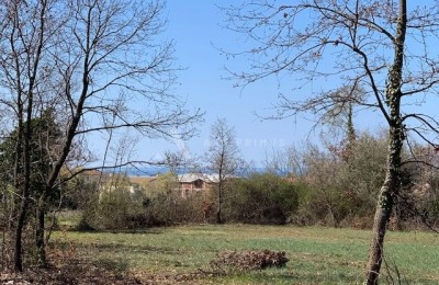 Gradbeno zemljišče v Lovrečici, Umag