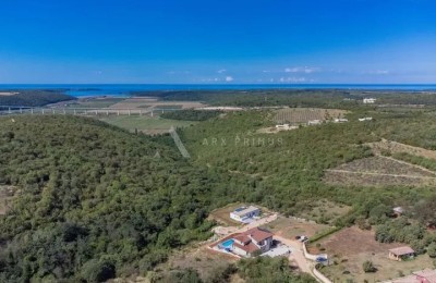 Villa in splendida posizione con vista mare aperta